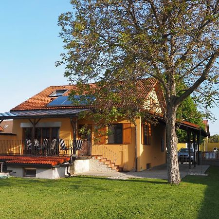 Ferienhaus Michi Sankt Andra am Zicksee Exterior photo